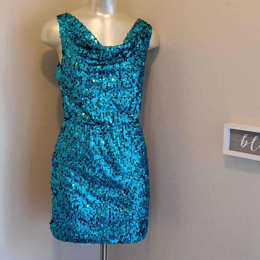 👗MINI SNAP DRESS 👗 - Picture 8 of 8